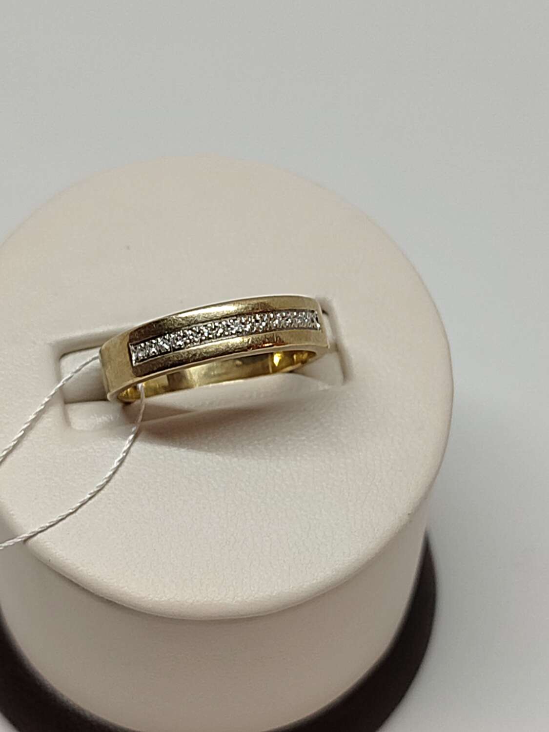 200000233634144 132