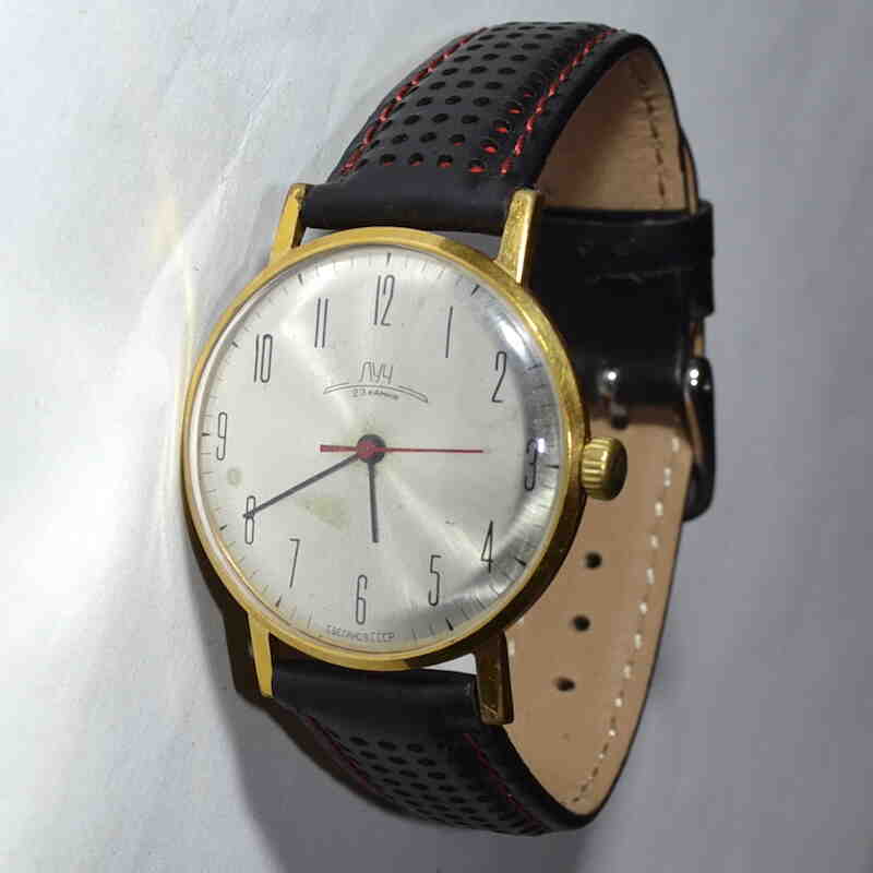 luch-pozolochennye-sovetskie-23-kamnya-serebryanyy-tciferblat