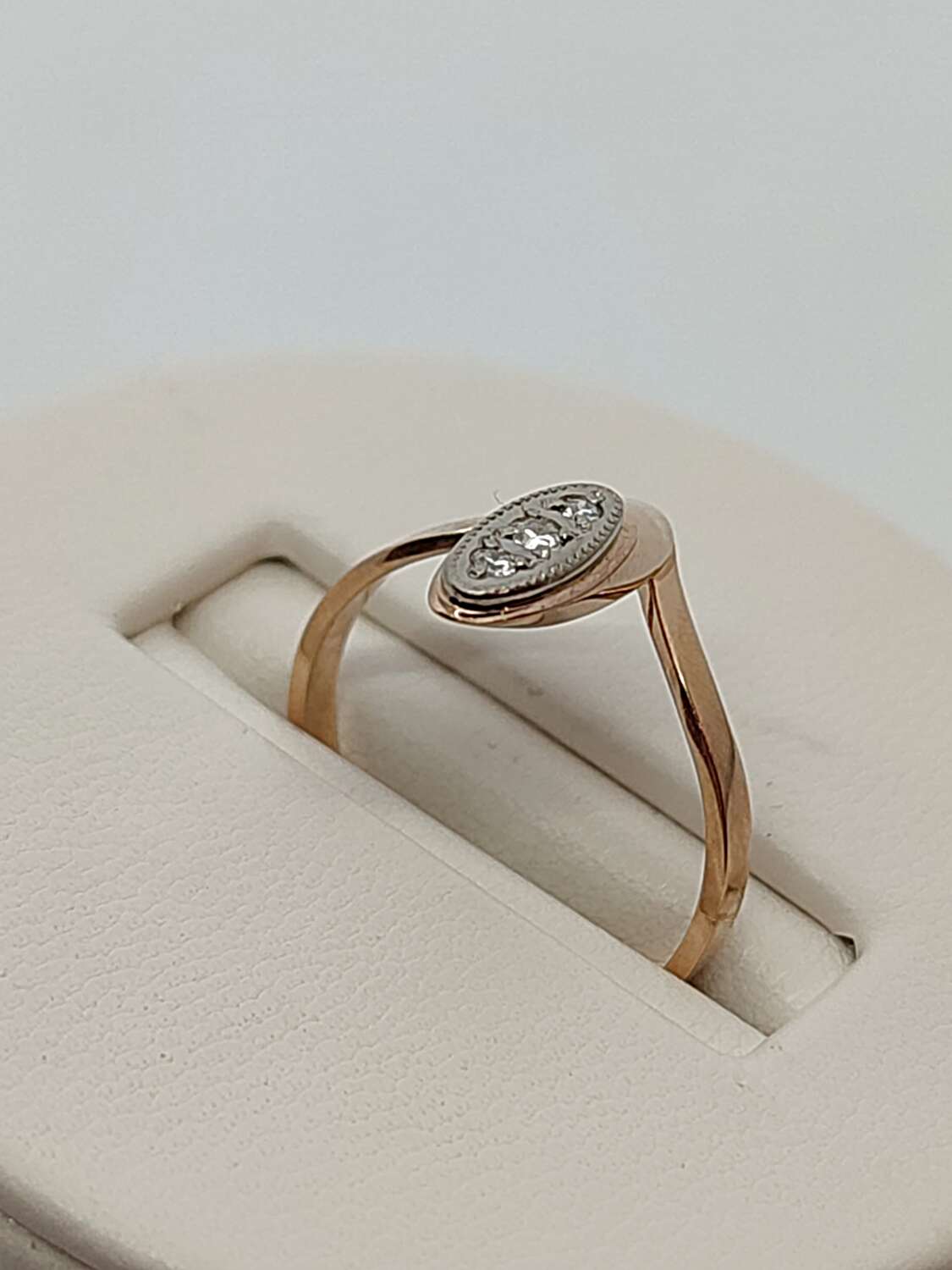 200000330560568 705