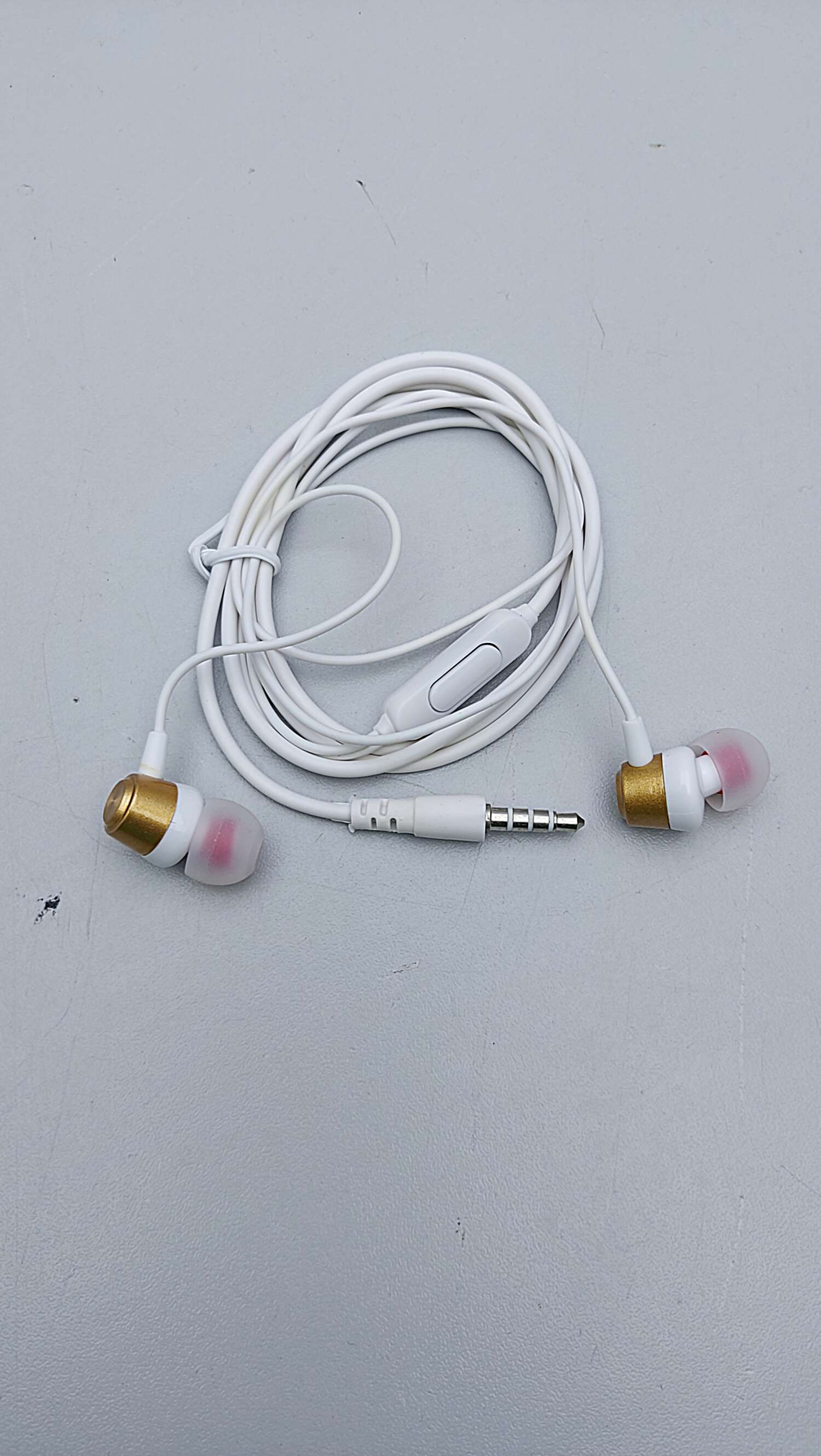 b438d8ff-c83e-4e9f-b23c-c4639bdf6f49