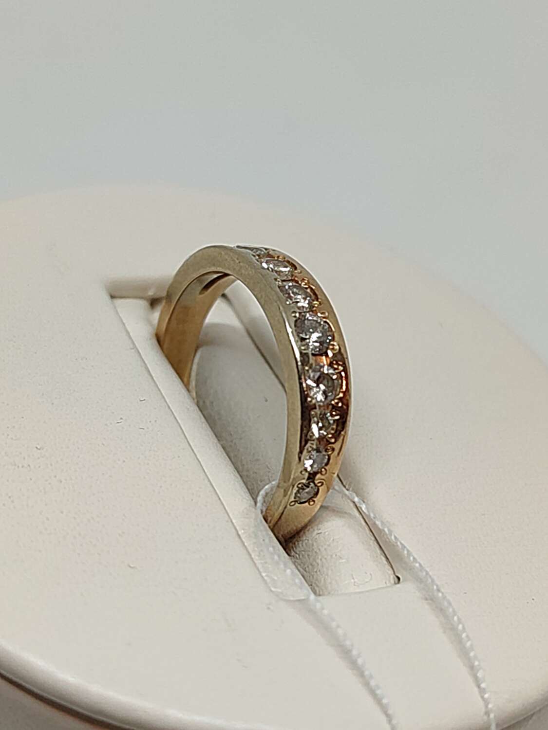 200000165433074 236