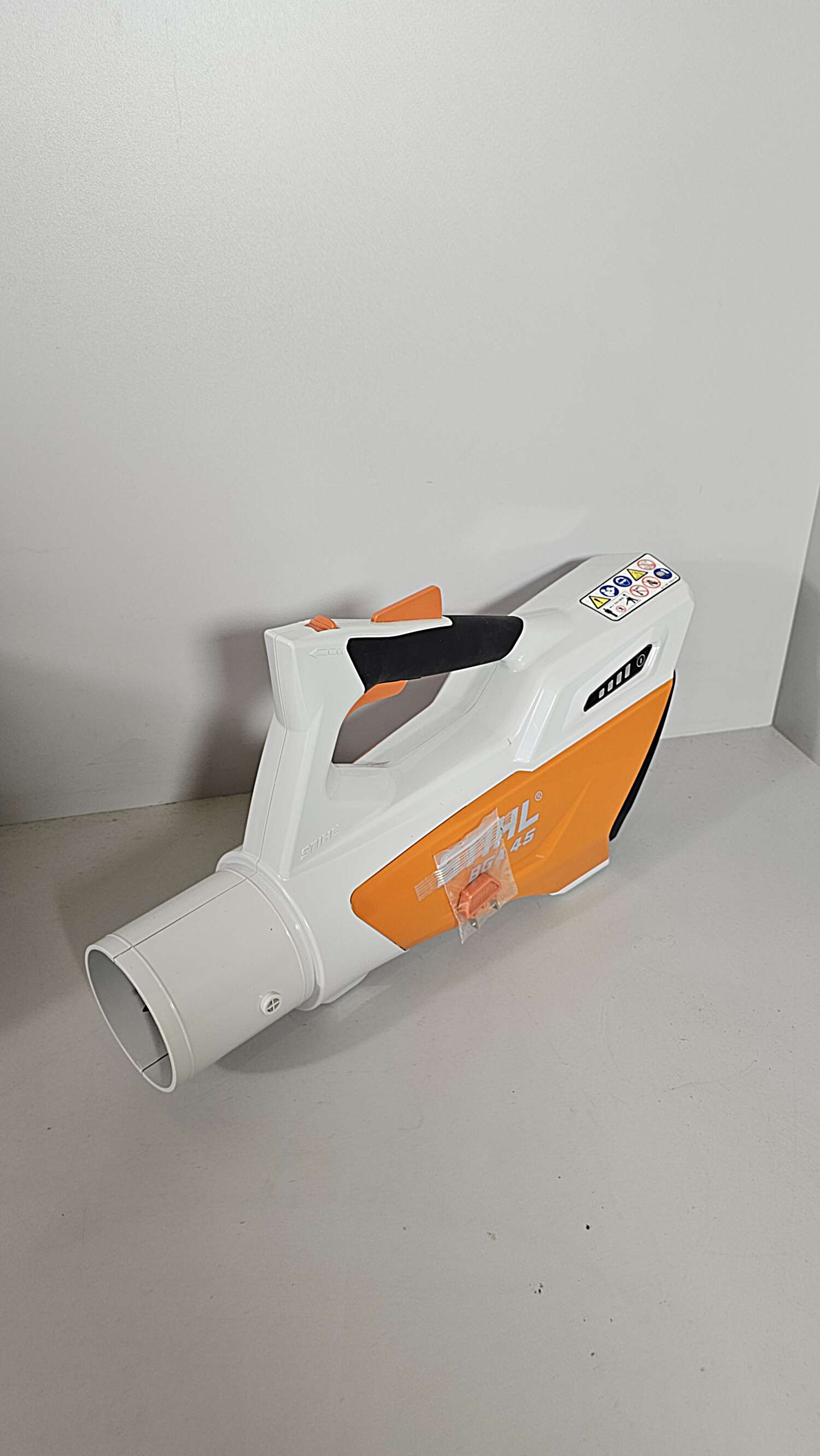 d7773889-e691-47ae-b77c-f7006768a3f9