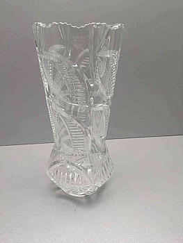 Ваза хрустальная 15-20 см