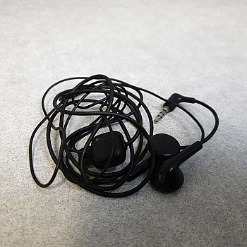 Наушники вставные с микрофоном 3.5