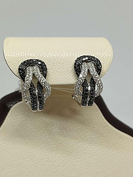 200000034125577 824