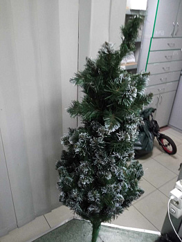 Штучна ялинка Сніжна королева 1.5 м