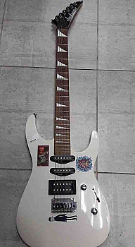 Jackson JS32R Dinky