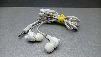 Наушники вставные с микрофоном 3.5