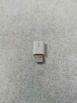 Адаптер Apple Lightning - Micro USB