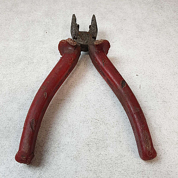 Плоскогубцы (150-200 мм)