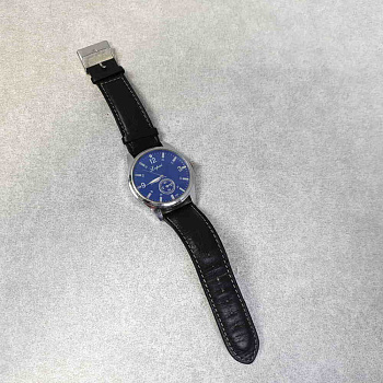 Часы наручные кварцевые Laros