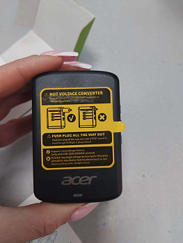 Acer Universal Travel Plug Adapter SL-200-3C2A