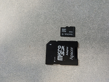 MicroSD 4Gb + Adapter