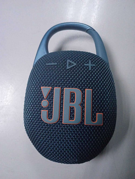 JBL Clip 5