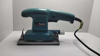 Makita BO3700