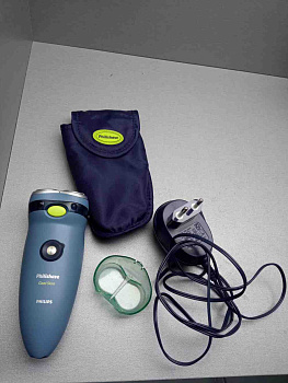 Philips HQ671/17 CoolSkin 2-Head Rotary