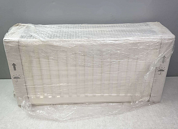 Romstal 33 тип 300x600 мм боковое подключение