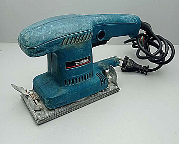 Makita BO3700