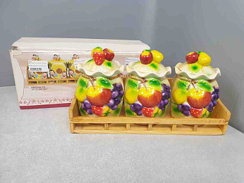 Набор 3 емкости с крышками и полочкой