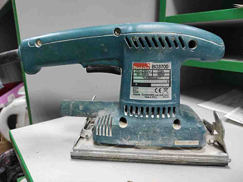 Makita BO3700