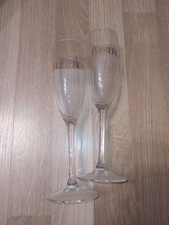 Ferrero новогодние для шампанского БУ