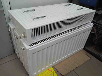 Romstal 33 тип 300x600 мм боковое подключение