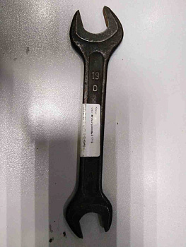 Ключ рожковый 17/19