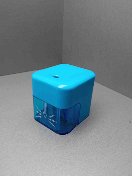 Auchan 855475 Точилка с контейнером автоматическая