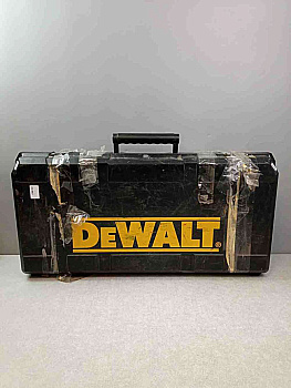DeWALT D25901K