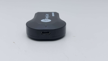 Беспроводной приемник для трансляции с смартфона M12 Plus