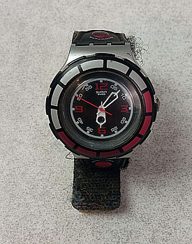 Swatch Scuba SHM105 SCRATCH & SLIDE