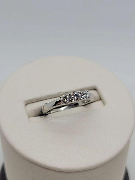 2de5725d-cdf3-4bba-af47-264b4bae3718