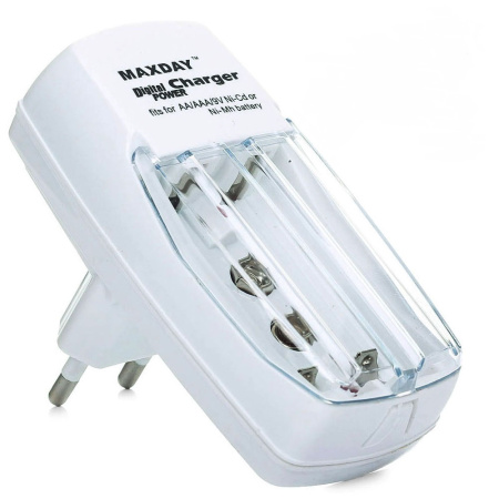 Maxday CD-01 Digital Battery Charger