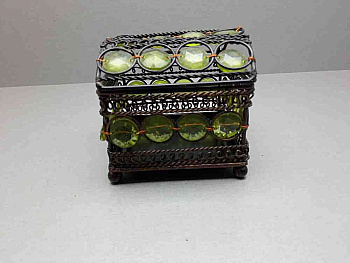 Шкатулка металлическая