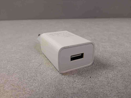 СЗУ iMax IM-33 1 USB 2A White
