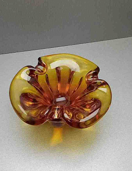 Пепельница стеклянная