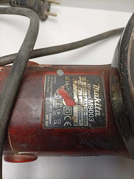 Makita M9003