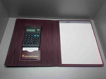 Папка для документов А4 с блакнотом и калькулятором