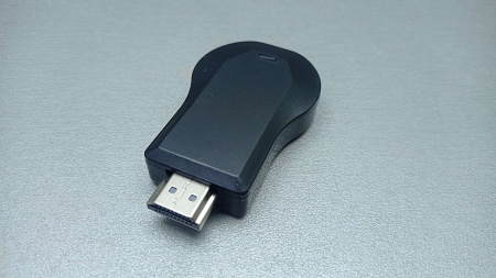 Беспроводной приемник для трансляции с смартфона M12 Plus