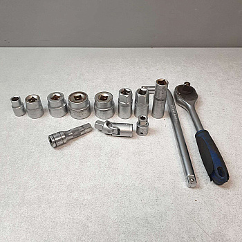 Набор торцевых головок с трещеткой и Г-держателем