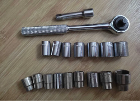 Набор торцевых головок с трещеткой и Г-держателем БУ