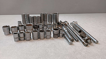 Набор торцевых головок 36 предметов.