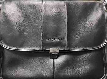 Кожаная сумка для ноутбука 