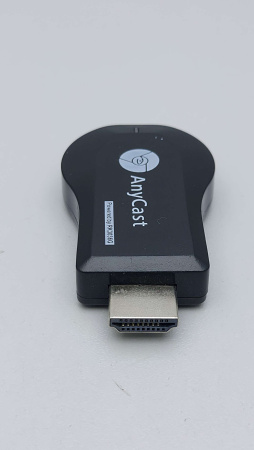 Беспроводной приемник для трансляции с смартфона M12 Plus