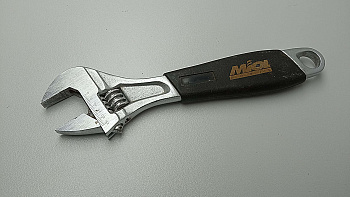 Ключ разводной 200 мм Miol 54-022
