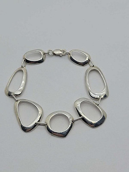 1d4b5c5d-1197-48ea-a915-85ee86de5b29