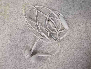 Наушники вставные с микрофоном 3.5