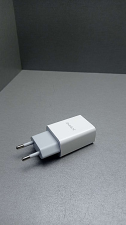 СЗУ iMax IM-33 1 USB 2A White