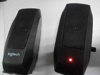 Logitech S120