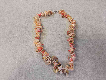 Намисто із ракушок